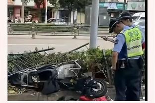 Respect！ Sau khi Uy thiếu chủ động xin thay thế, tàu tốc hành sau chiến tranh giành được 11 thắng 3 thua.